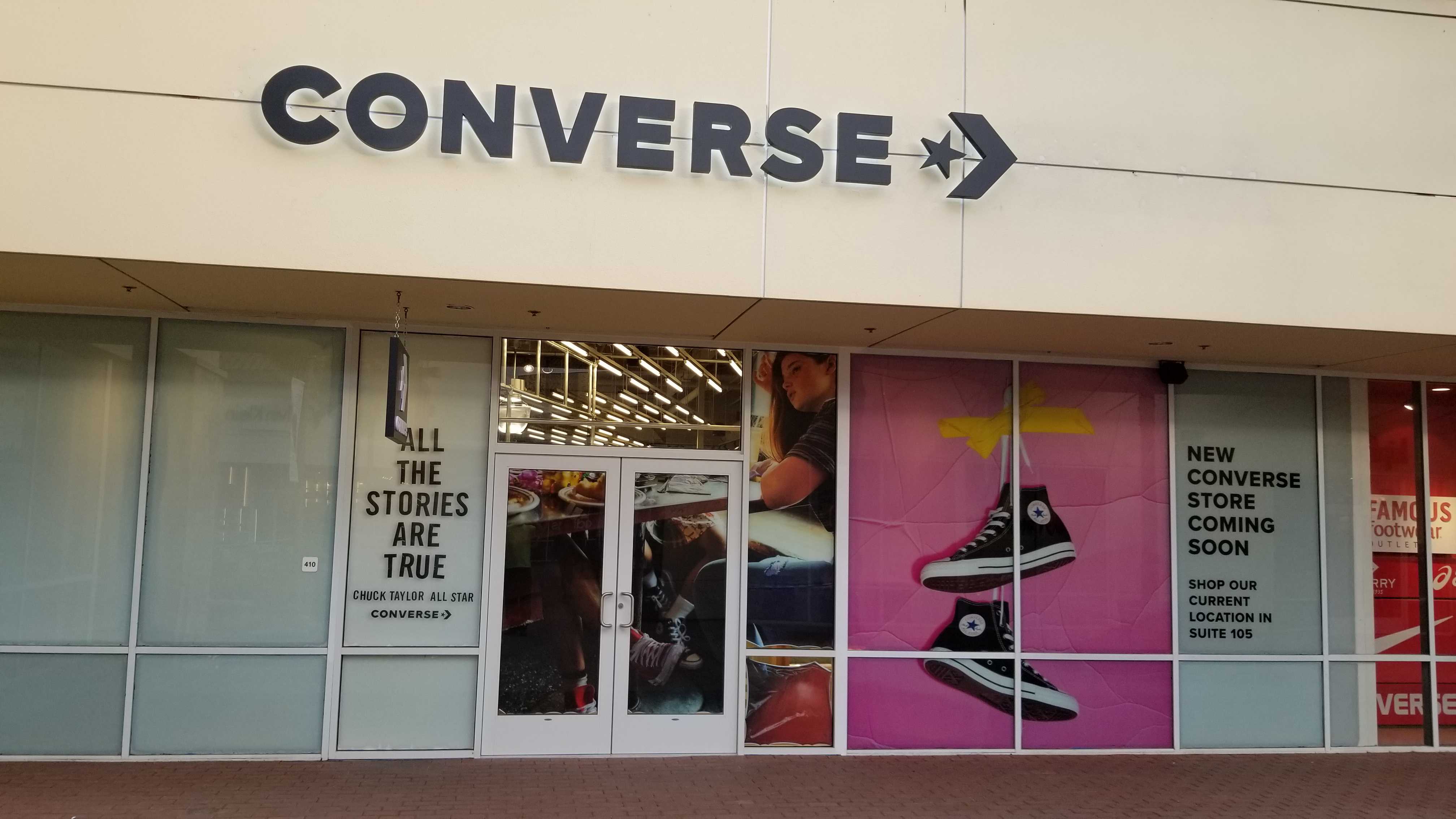 converse outlet waikele